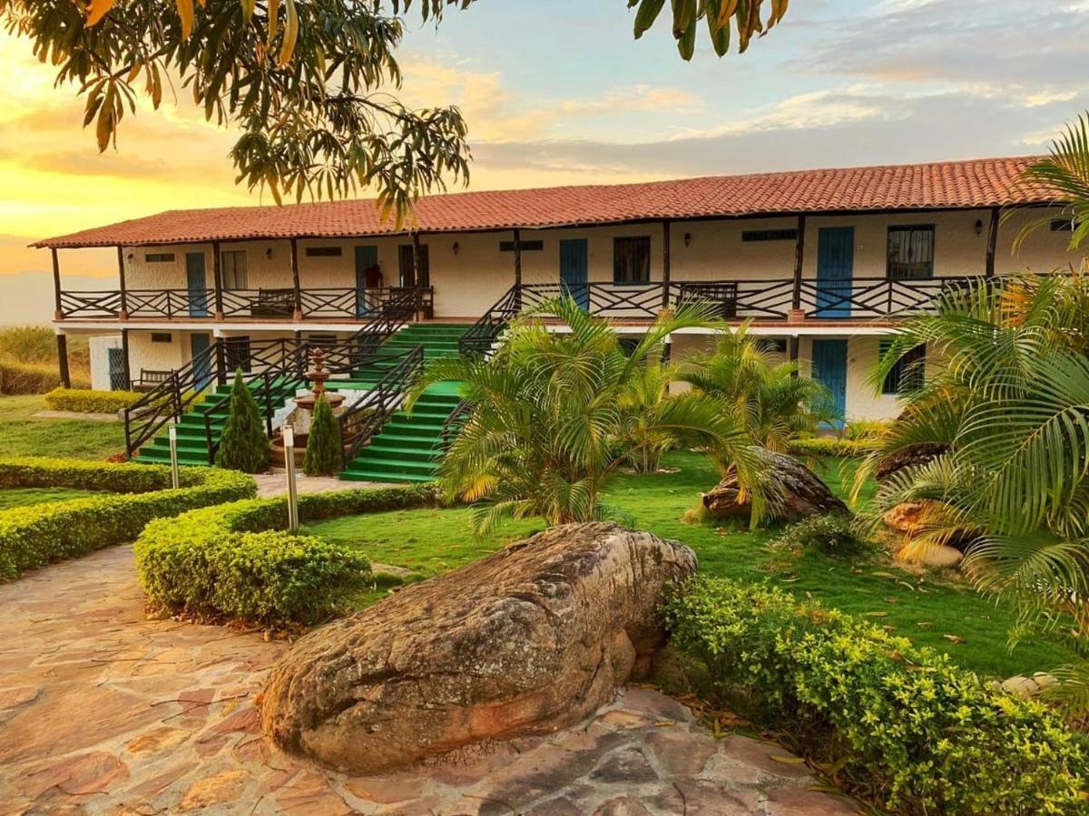 Condado De Pavas De Bucaramanga Hotel Floridablanca Zewnętrze zdjęcie